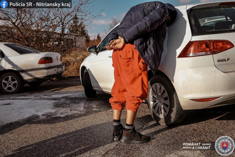 Zásah proti mužovi, ktorý predával drogy