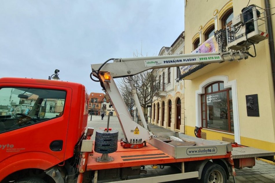 Údržba verejného osvetlenia v Topoľčanoch