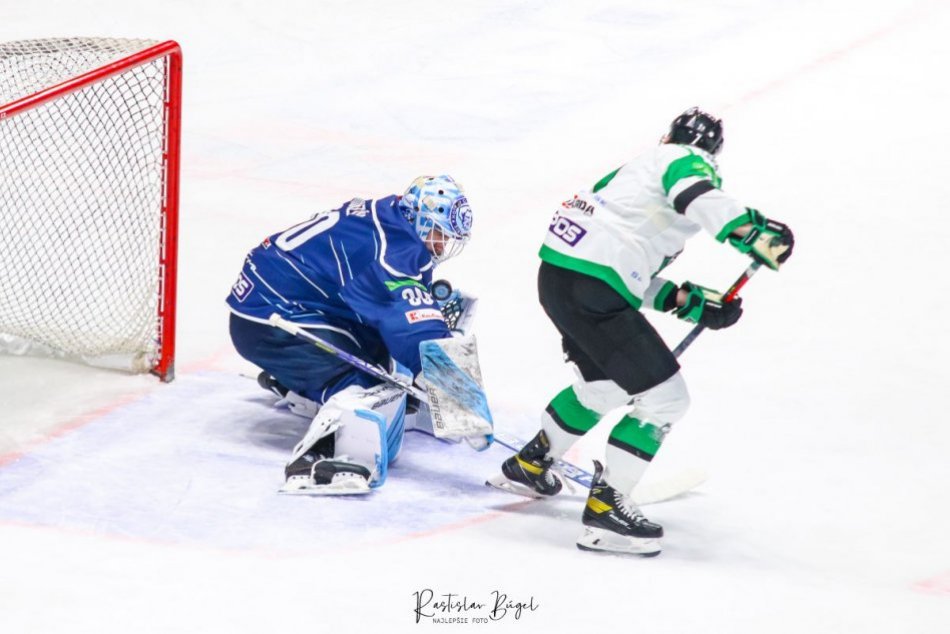 32. kolo: HK Nitra - HC Nové Zámky 2:3
