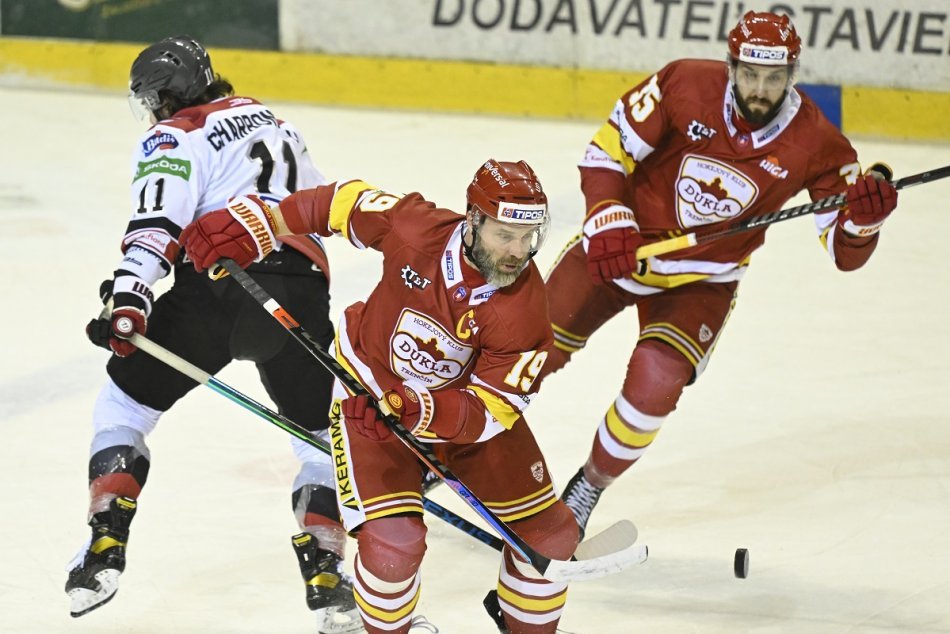 FOTO: HK Dukla Trenčín - HC GROTTO Prešov 2:1 v 38. kole Tipos extraligy