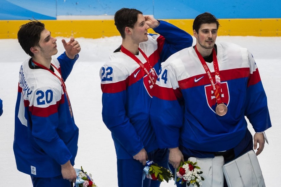 Hokejový brankár Rybár bude otcom