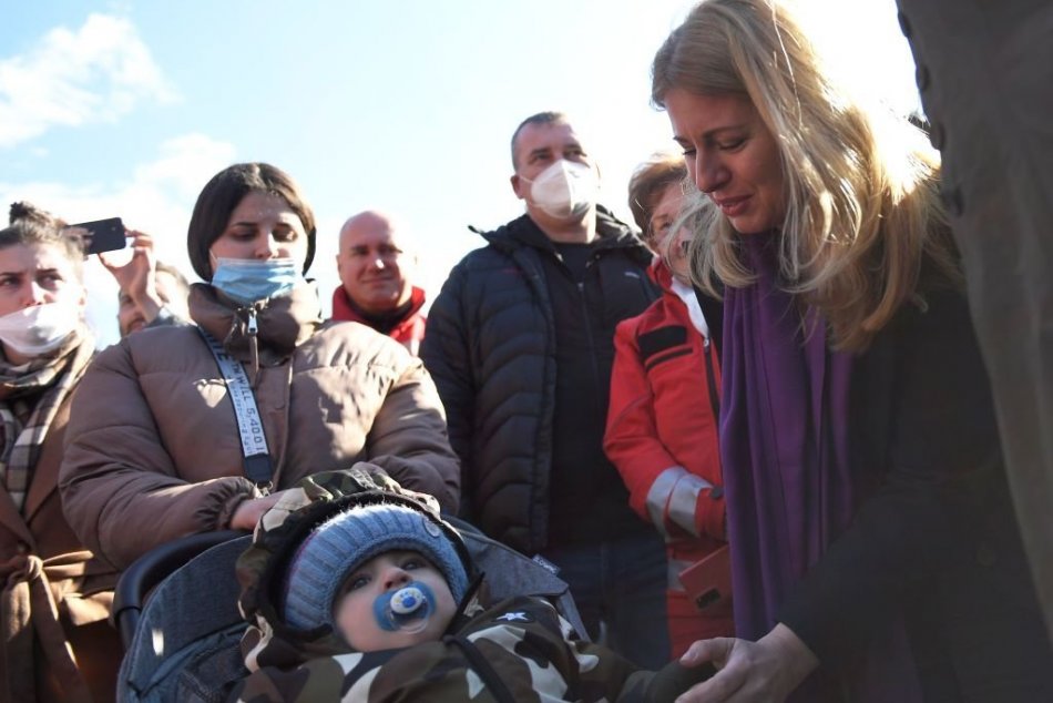 Zuzana Čaputová na návšteve hraničného priechodu v Ubli