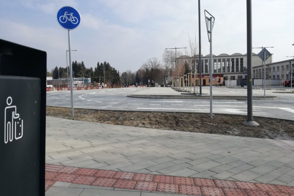 V OBRAZOCH: Nový predstaničný priestor vo Zvolene