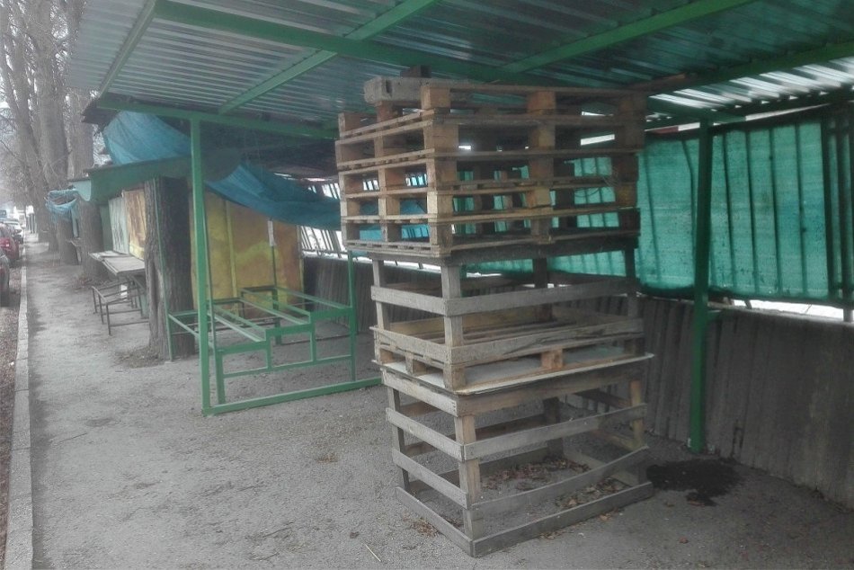 FOTO: Trhovisko Pod lipami v Považskej Bystrici