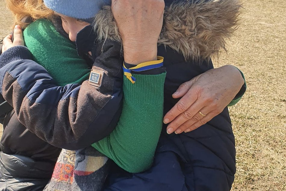 V OBRAZOCH: Viera Dubačová sa vybrala pomáhať priamo na Ukrajinu