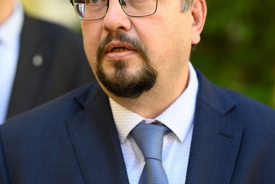 Spoločný brífing kandidátov na predsedu Nitrianskeho samosprávneho kraja