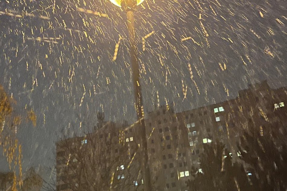 Snehové prehánky v apríli a ešte k tomu v Bratislave