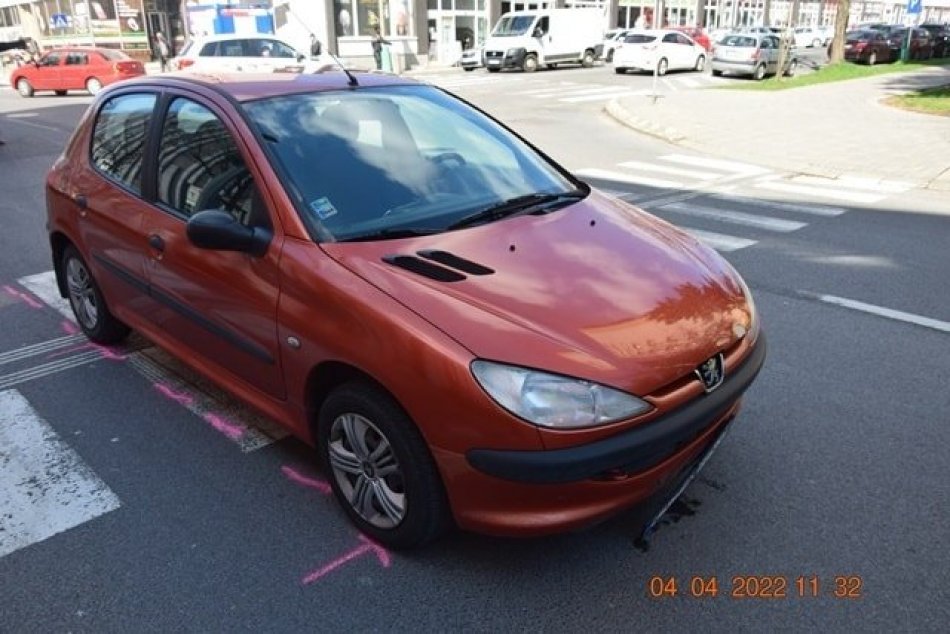 V OBRAZOCH: Chodkyňu zrazilo auto na priechode pre chodcov v Lučenci