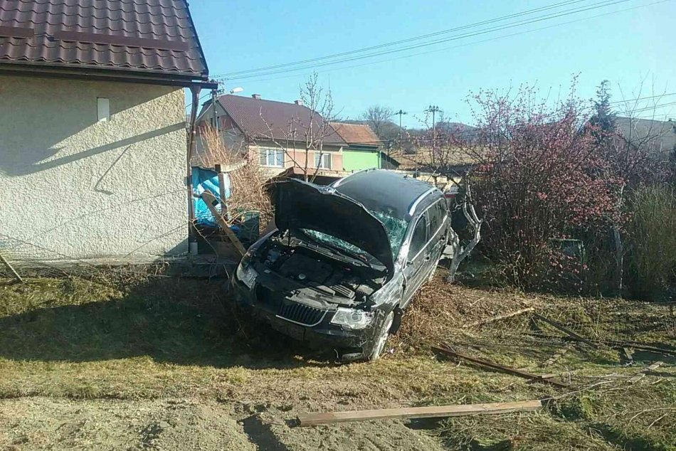 FOTO: Hasičov v Trenčianskom kraji zamestnali v marci najmä požiare