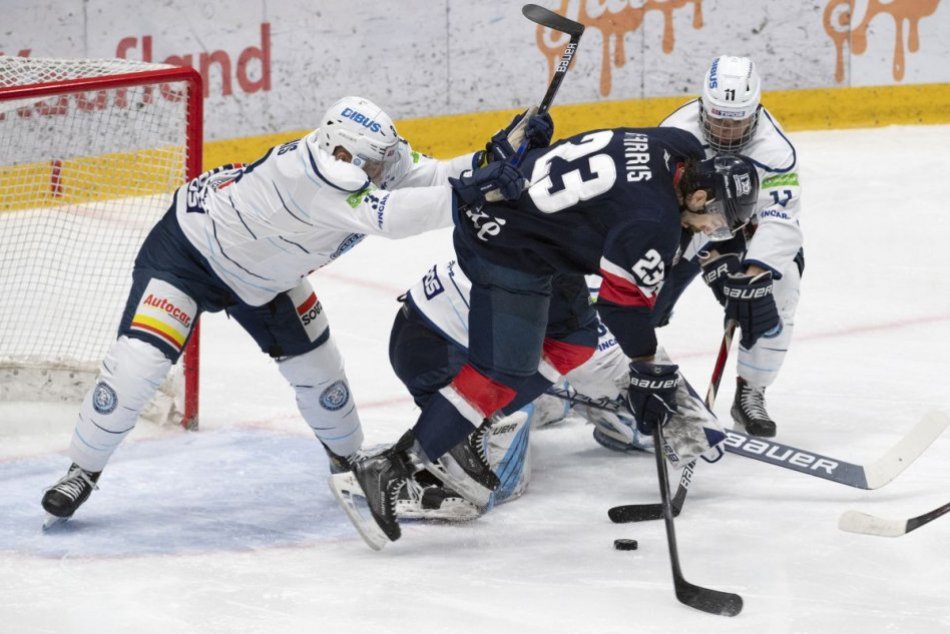 2. finále: HC Slovan Bratislava - HK Nitra 1:2 pp (0:0, 0:0, 1:1 - 0:1)