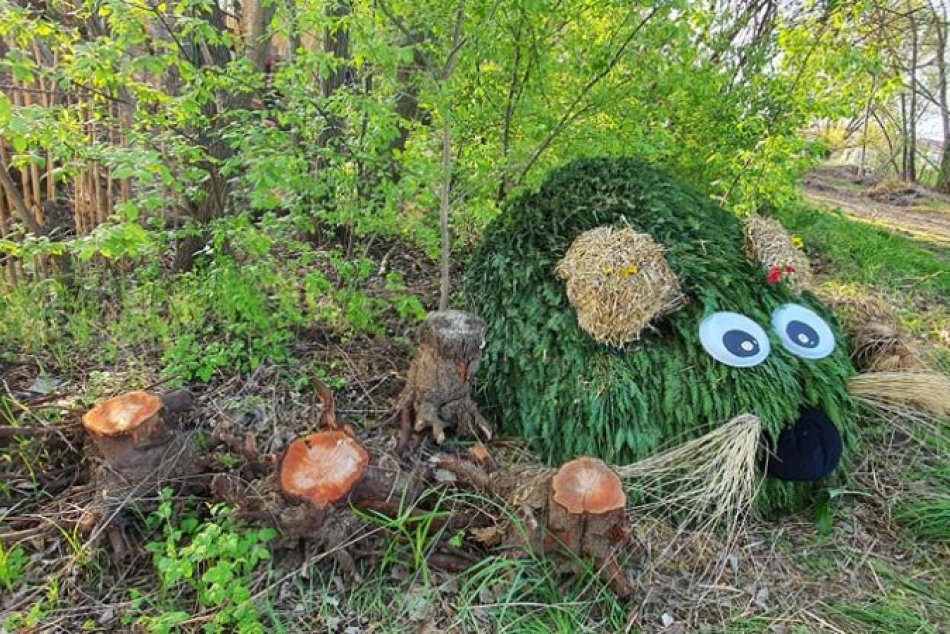 Zvieratá vytvorené zo záhradného odpadu v Klasove