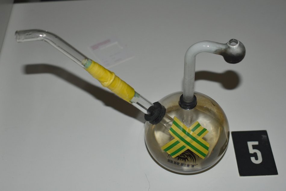 V OBRAZOCH: Kriminalisti zaistili stovky dávok drogy