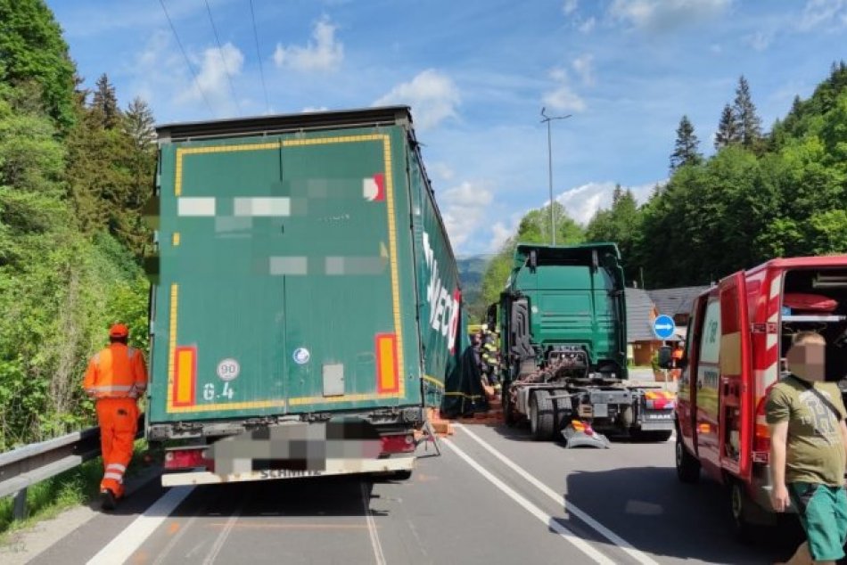 Objektívom: Nehoda v smere na Donovaly