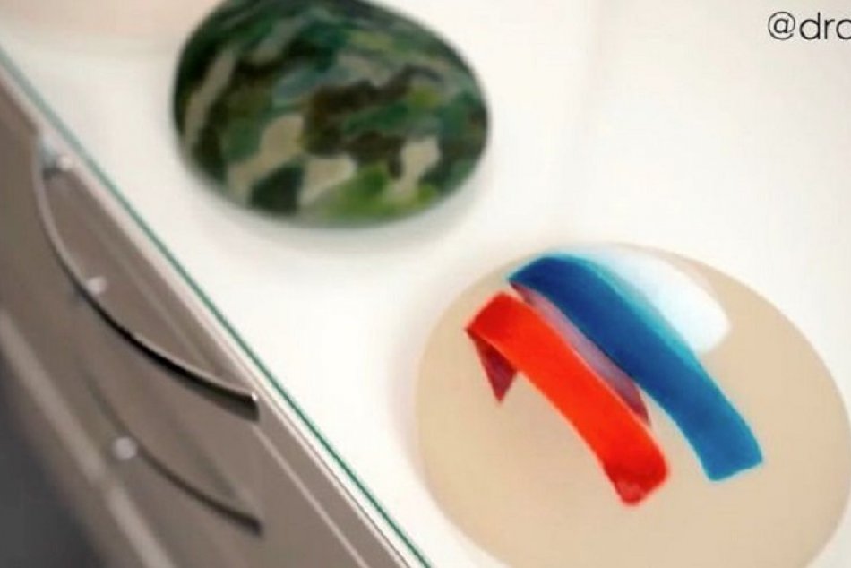 FOTO: Ruský chirurg ukázal VLASTENECKÉ SILIKÓNY