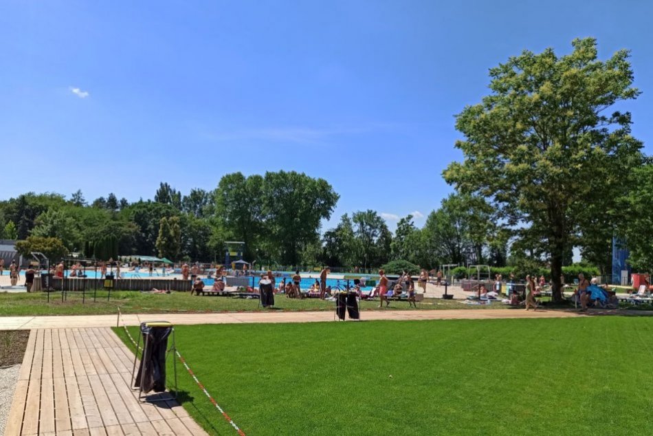 OBRAZOM: Nitrianske letné kúpalisko