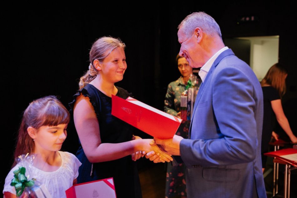 V OBRAZOCH: V meste pod Urpínom boli ocenení najúspešnejší žiaci