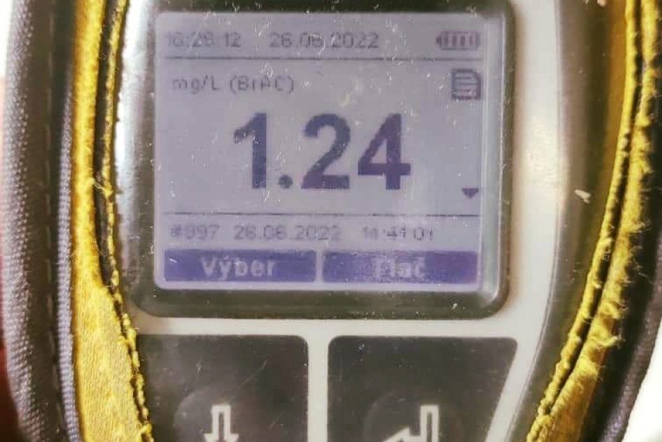 Vodič pri Revúcej nafúkal vyše 2,5 promile