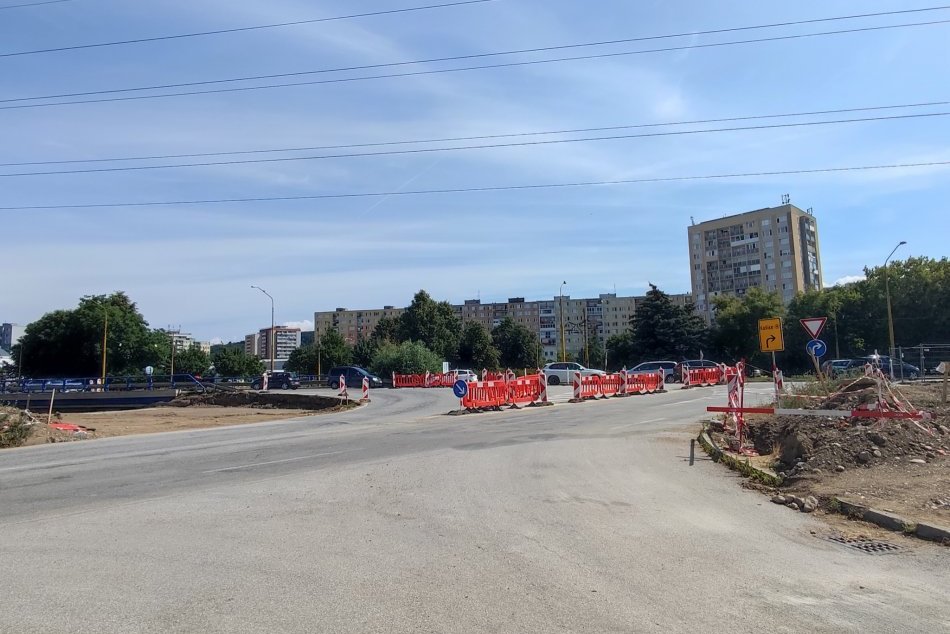 Slanecká cesta - stavebné práce