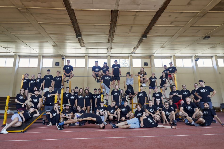 V OBRAZOCH: Parkouristi prevádzali v Bystrici obdivuhodné kúsky