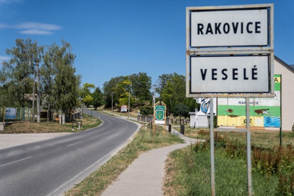 Obrazom: Most v obci Veselé