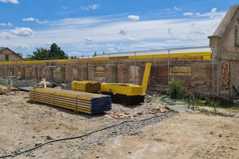 Na Martinskom vrchu finišujú búracie práce: Vzniká tam Kreatívne centrum