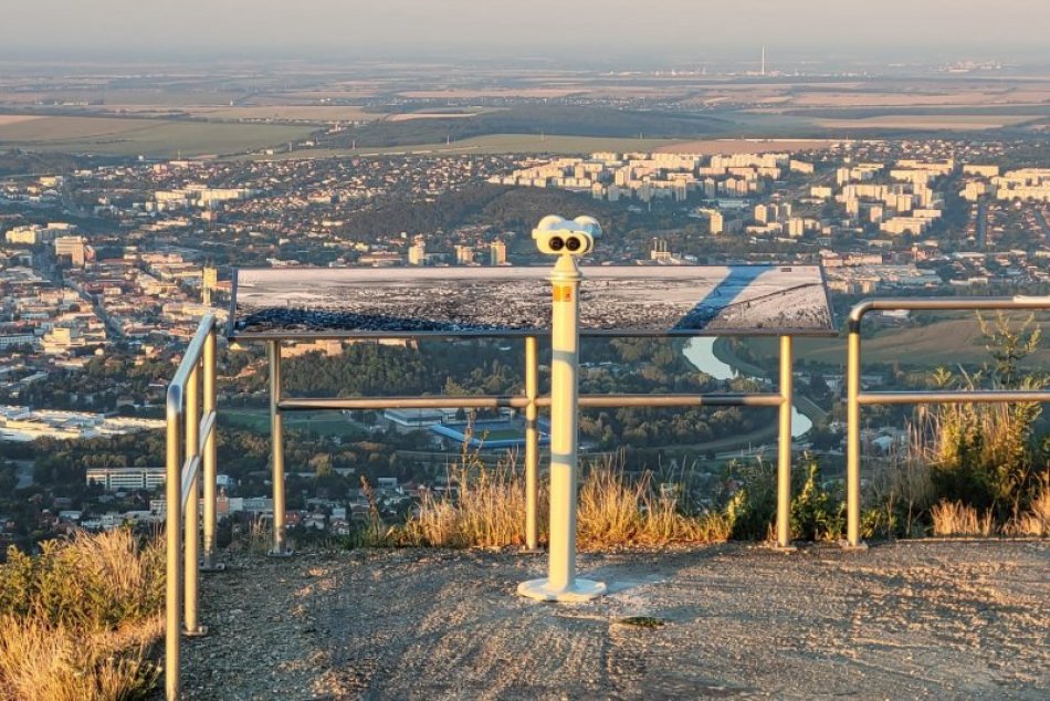 Nové vyhliadkové ďalekohľady na Kalvárii a Pyramíde