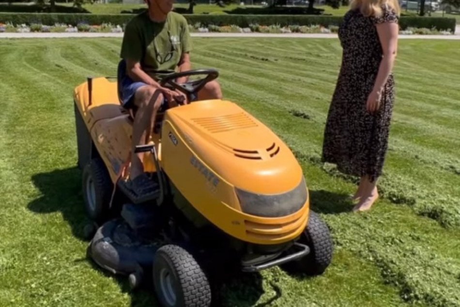 Čaputová v prezidentskej záhrade