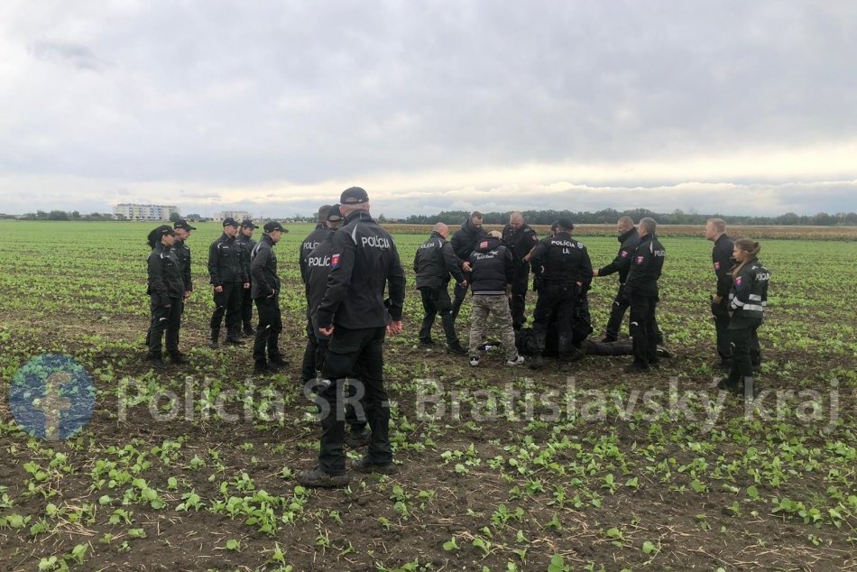 FOTO: Polícia zadržala nebezpečného páchateľa