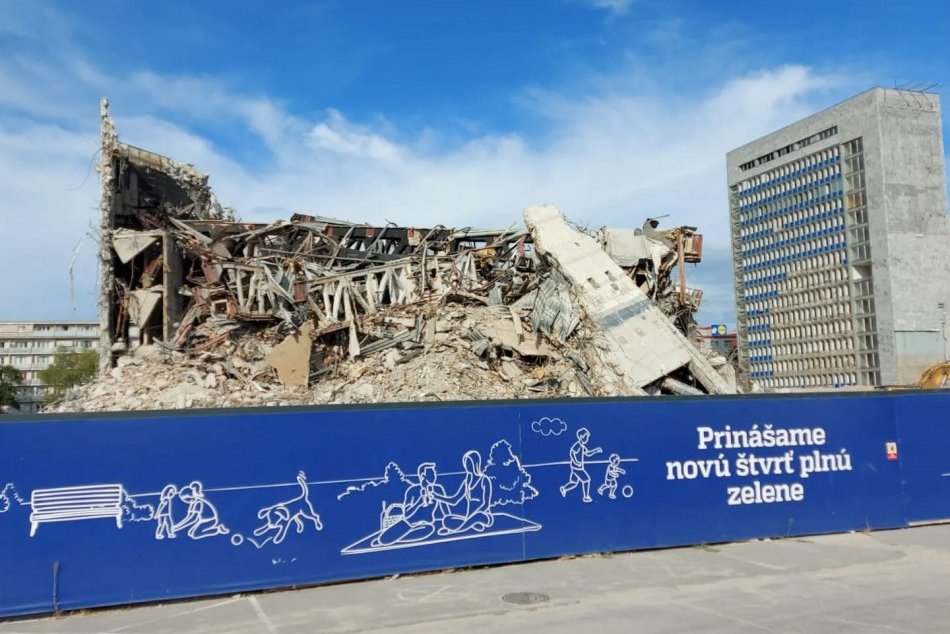 Istropolis mizne - búranie (september 2022)