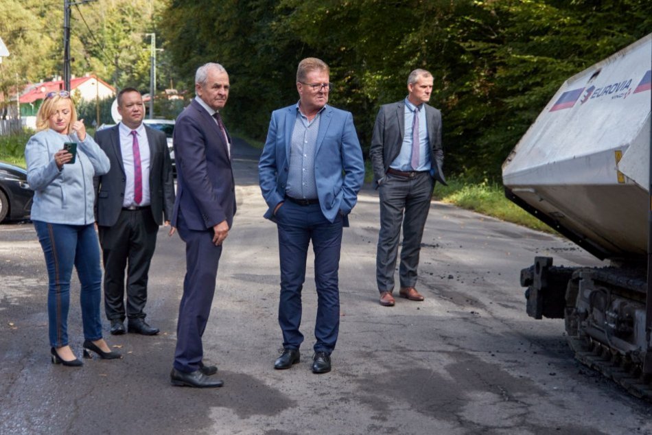 V OBRAZOCH: Rekonštrukcie eurofondových ciest úspešne napredujú