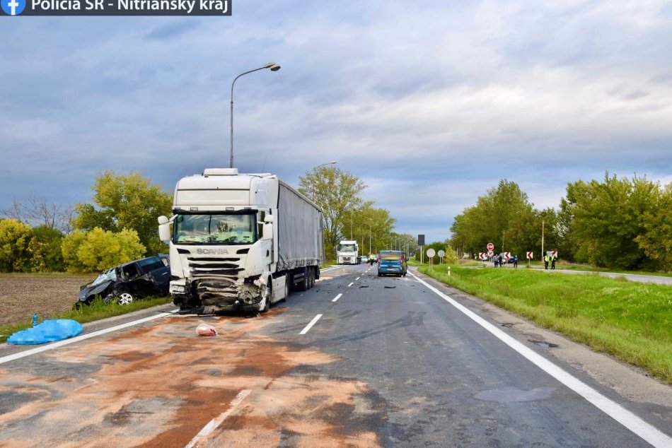 Pri nehode vyhasol život POLICAJTA