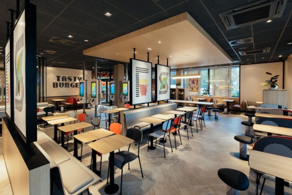 Na diaľnici D1 vrástol nový McDonald´s