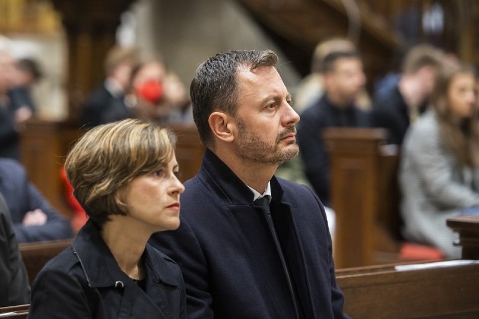 Prezidentka a premiér sa zúčastnili na omši za obete tragédie na Zámockej ulici