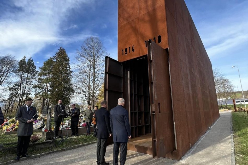 V OBRAZOCH: Deň vojnových veteránov v Banskej Bystrici