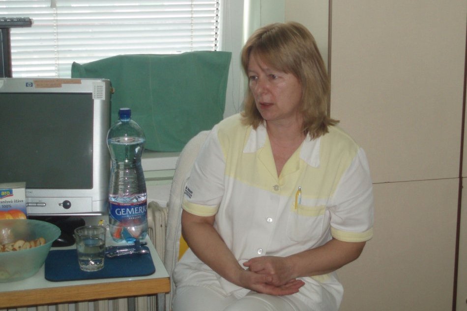 V OBRAZOCH: Katarína už 40 rokov ochotne pomáha pacientkam aj ich detičkám