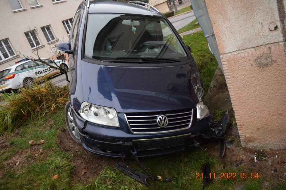 V OBRAZOCH: Vodič na Horehroní šoféroval s vyše 3,5 promile