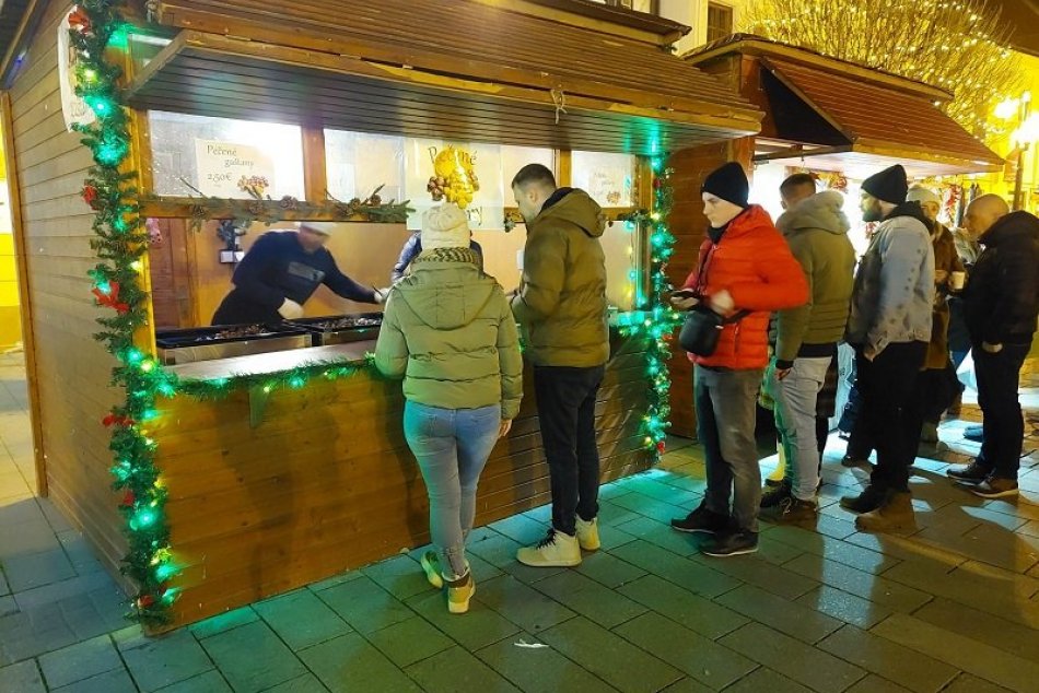 FOTO: Adventné trhy v Trnave