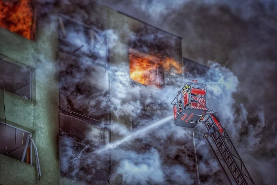 Objektívom: Prešovčanom sa opäť vynorili spomienky po tragédii na Mukačevskej