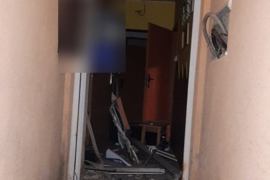 Výbuch na Silvestra pred rodinným domom