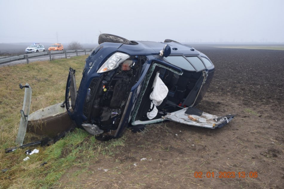 Objektívom: Pri nehode v smere na Tornaľu sa zranili 3 ľudia