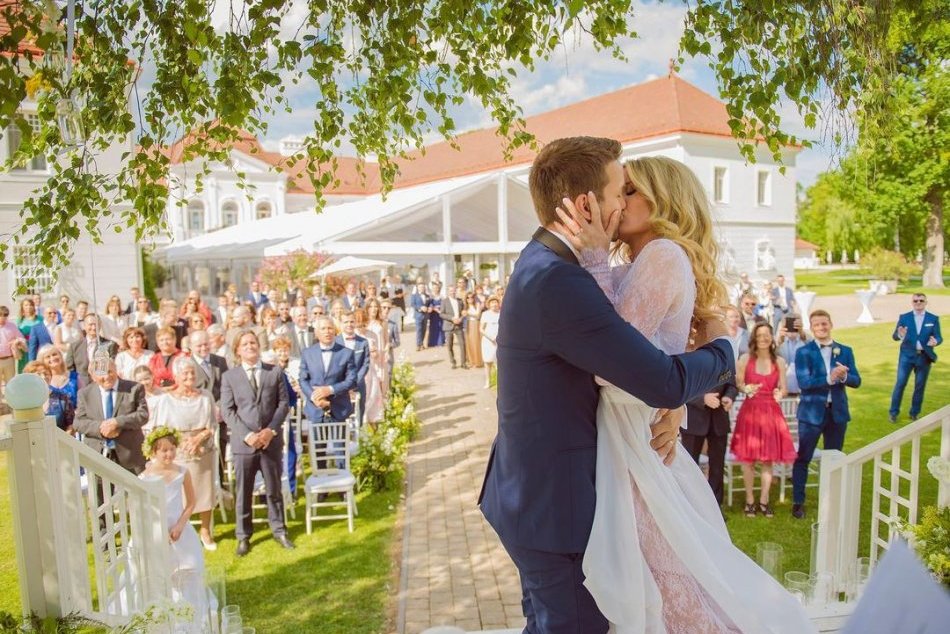 Manželia Viktor a Adela majú dôvod na radosť