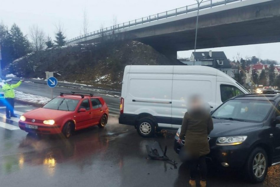 Objektívom: Nehoda na križovatke v Banskej Bystrici