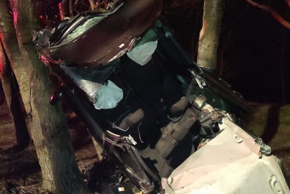 Nehoda neďaleko Veľkého Medera sa stala smrteľná nehoda