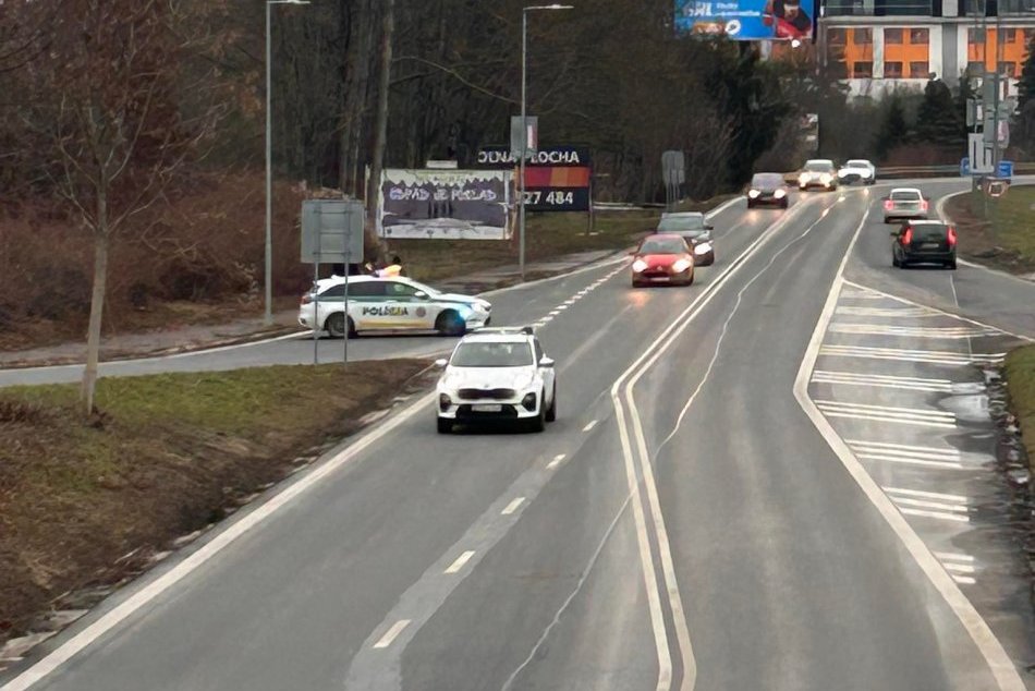 V OBRAZOCH: Vážna nehoda na bystrickom Sídlisku