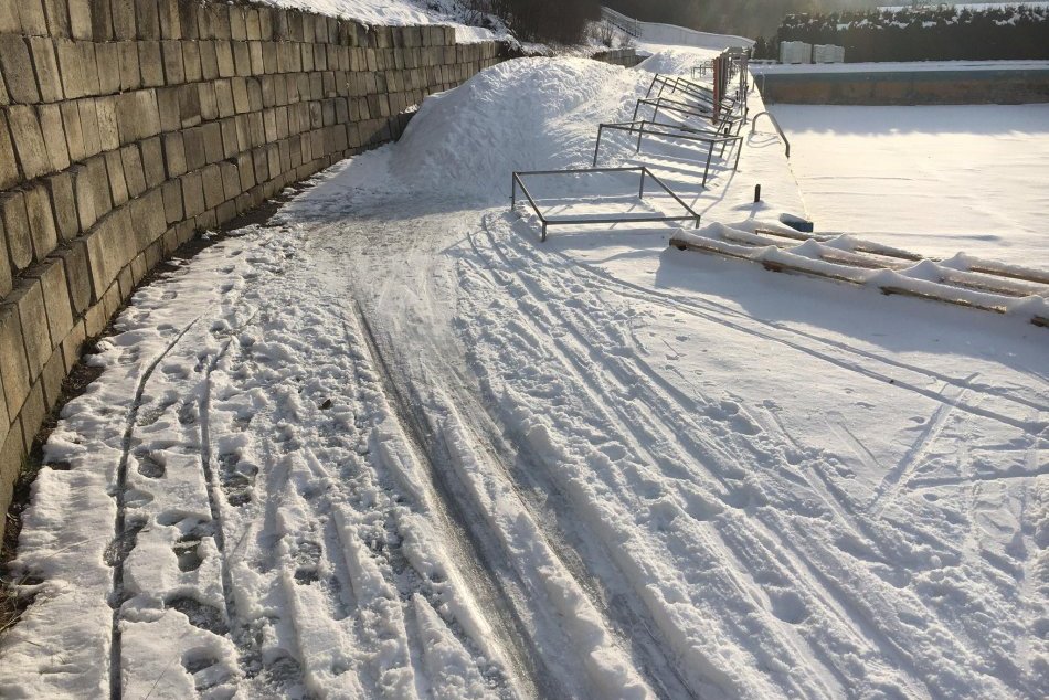 V OBRAZOCH: Aktuálne zábery z bežkárskeho okruhu na bystrickom kúpalisku