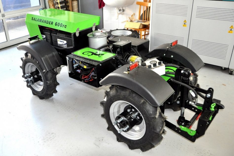 Elektromobil Salamander