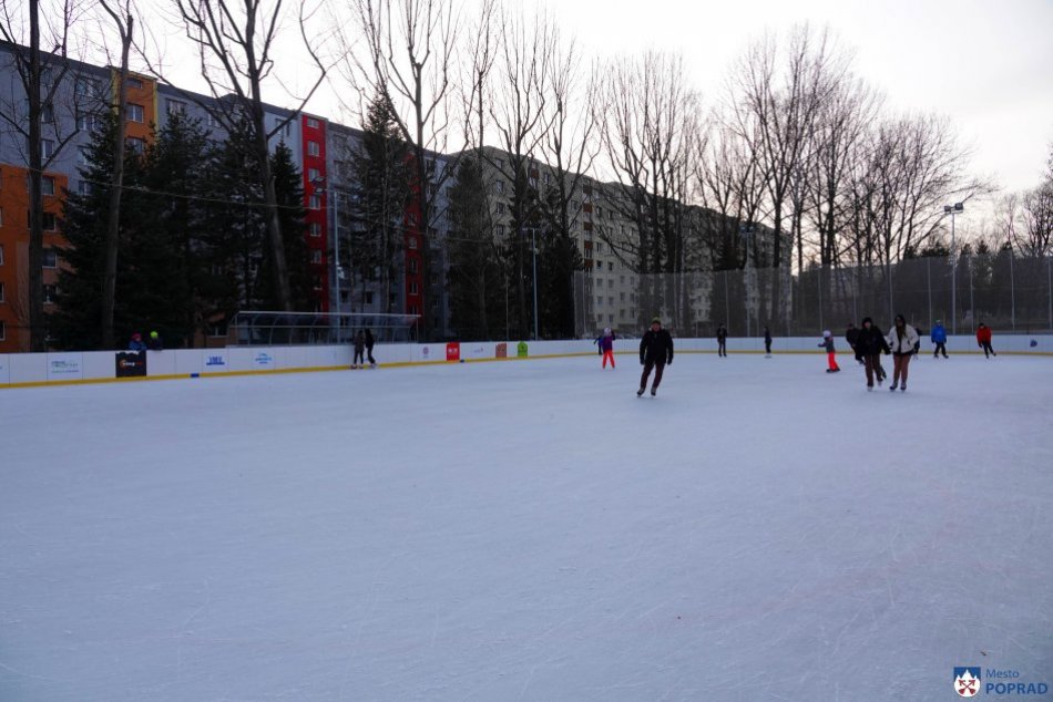 Objektívom: Ľadová plocha pri CVČ v Poprade už ukončila prevádzku