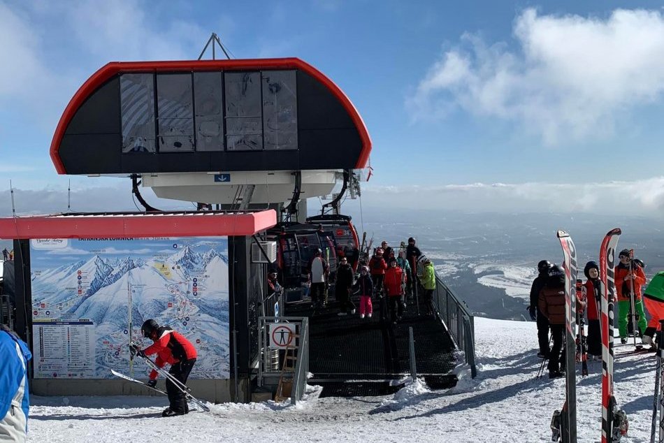 Objektívom: Lyžovačka na Skalnatom plese