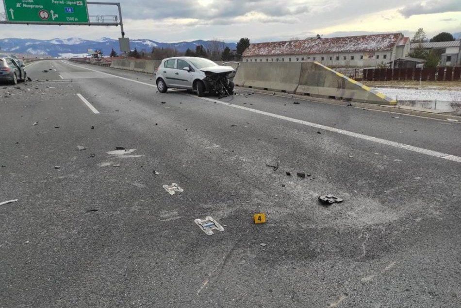 Ďalšia dopravná nehoda, zasahoval aj vrtuľník