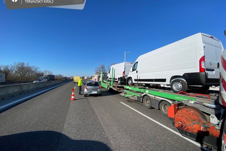 Nehoda troch kamiónov na diaľnici D1